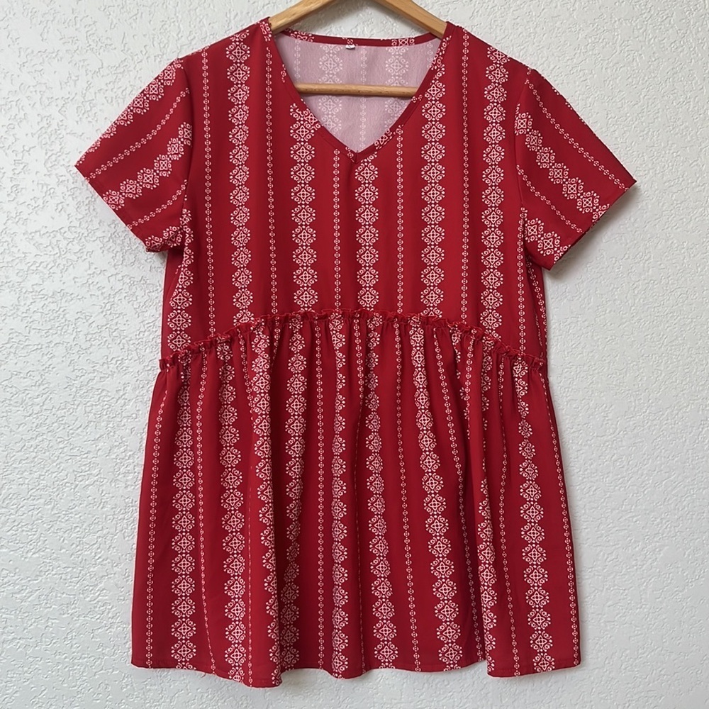 Peplum Blouse Top Floral Red and White size Medium